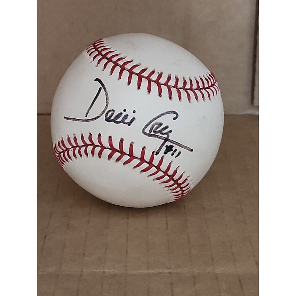Deivi Cruz Autographed  MLB Baseball With 11